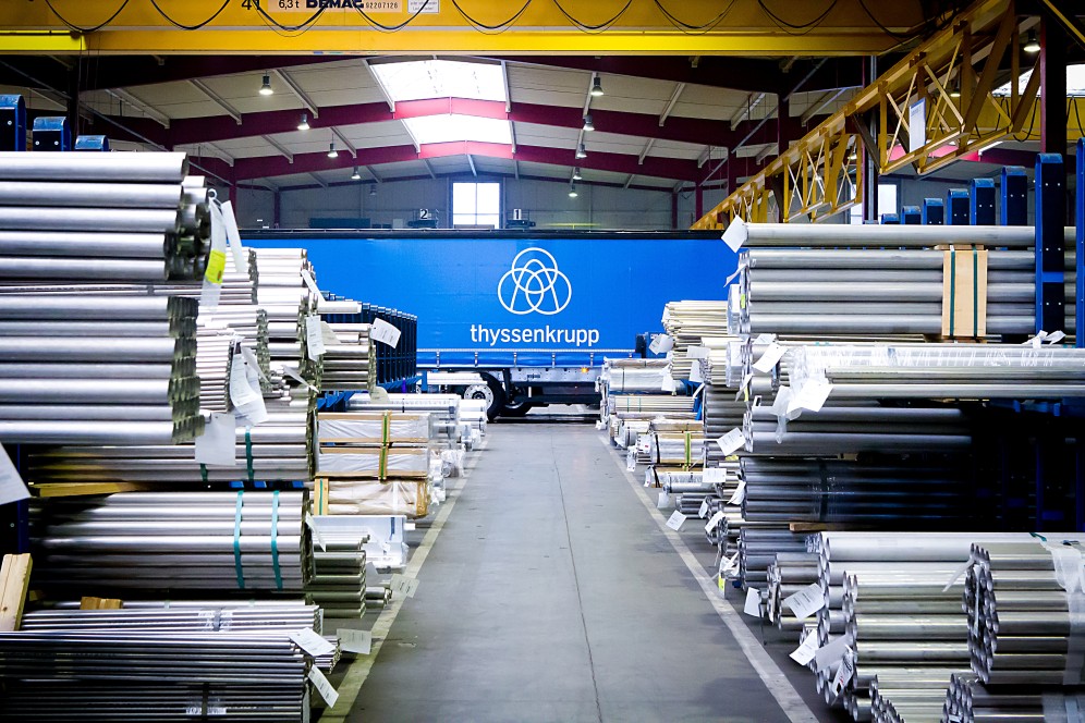 thyssenkrupp Schulte location with thyssenkrupp truck thyssenkrupp Schulte location with thyssenkrupp truck