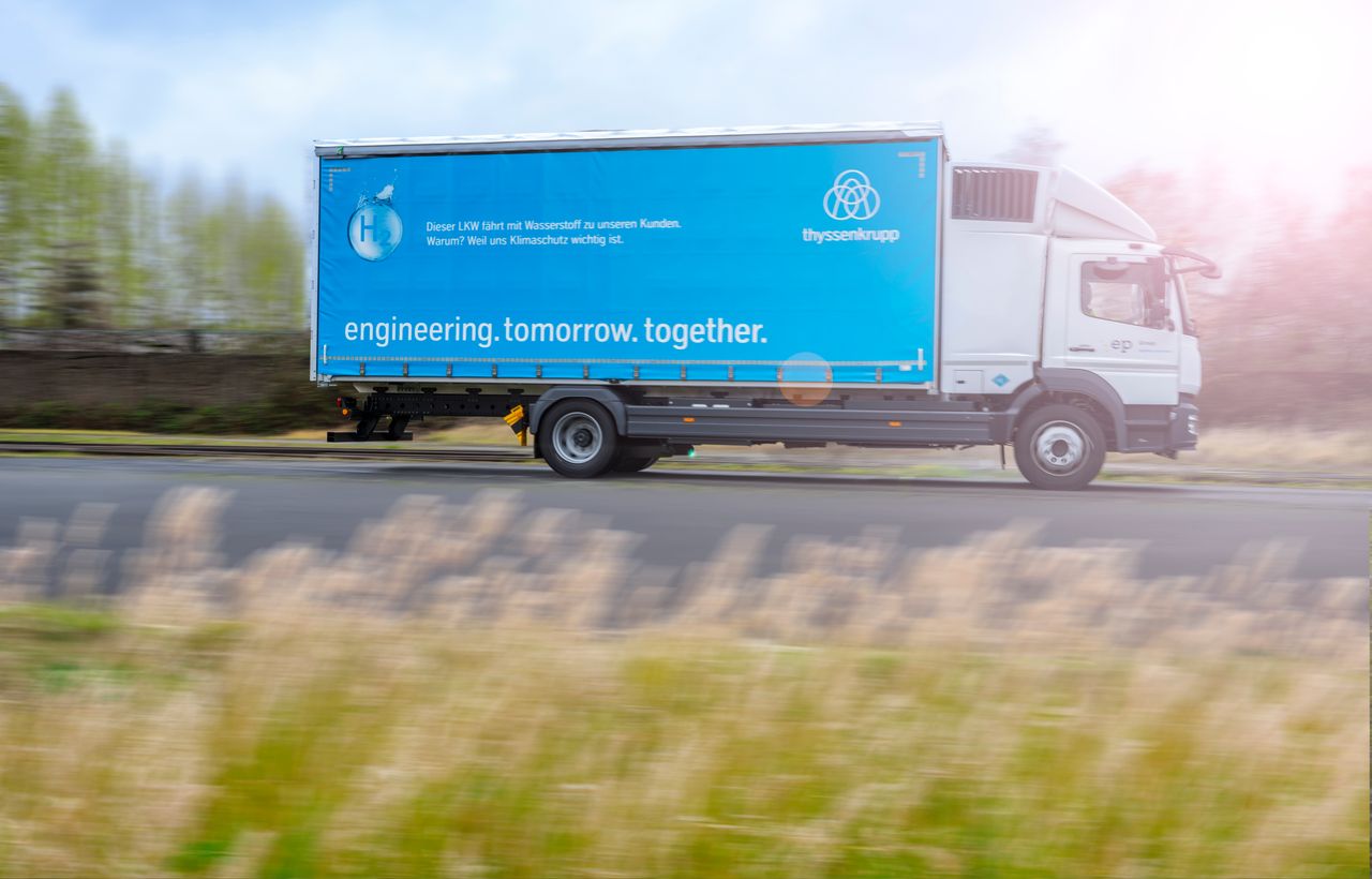 Wasserstoffbetriebener Lkw auf deutschen Straßen